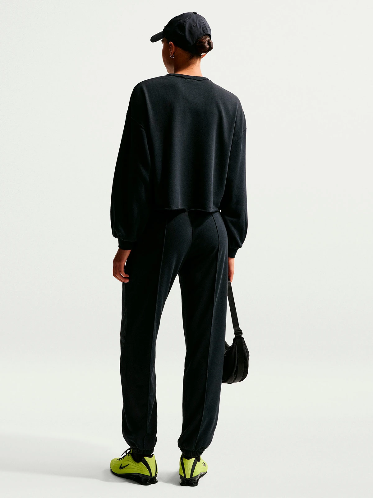 POLERA DEPORTIVA MUJER NIKE NEGRO CHILL - 2
