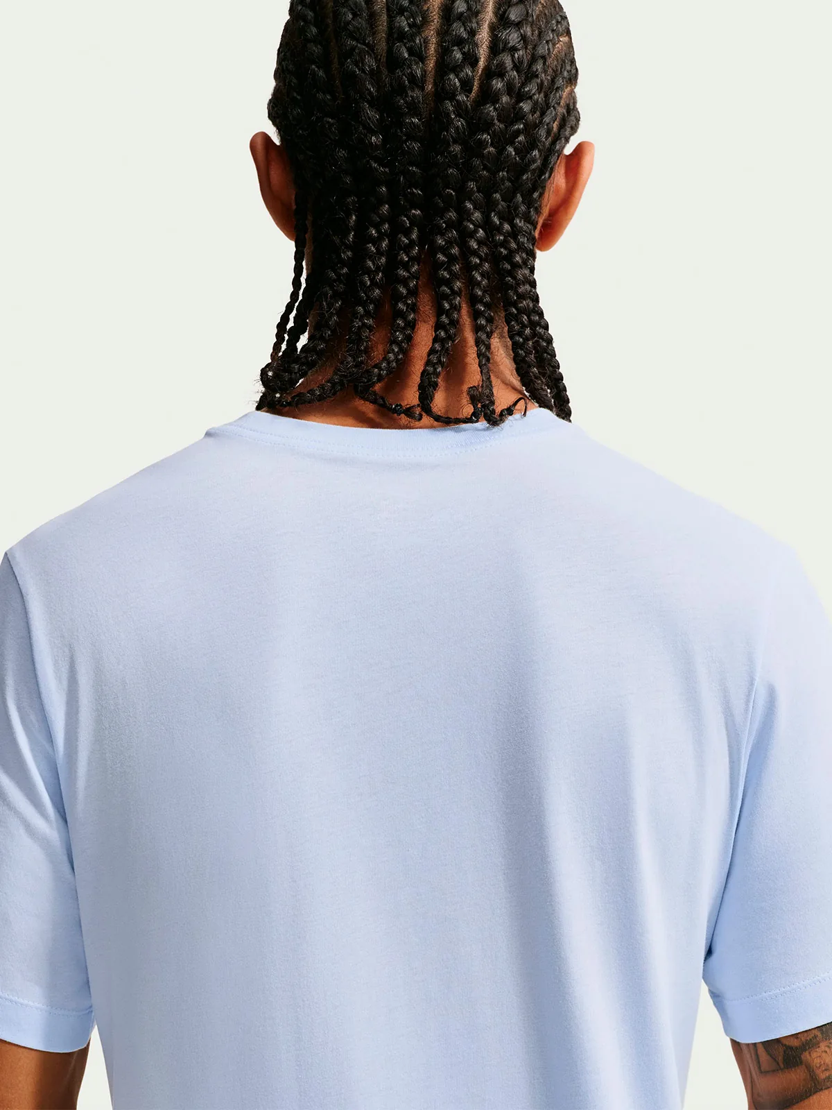 CAMISETA DEPORTIVA HOMBRE NIKE CELESTE SPORTSWEAR CLUB - 4