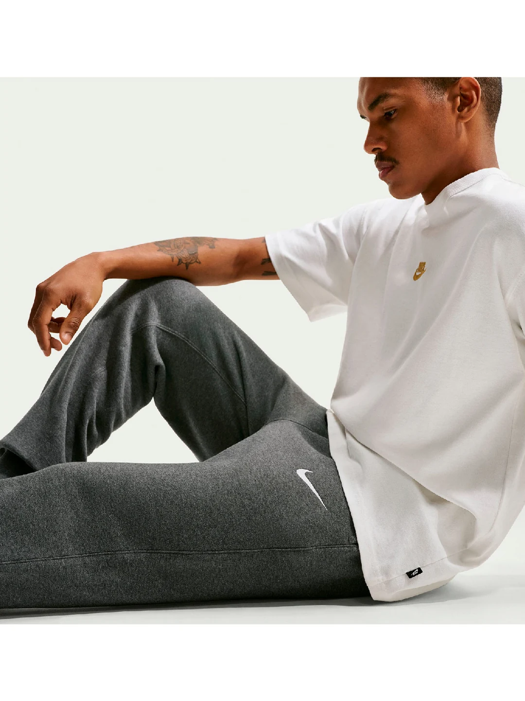 PANTALÓN BUZO HOMBRE NIKE GRIS PARK - 5