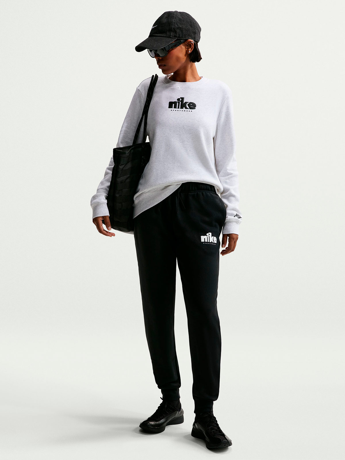 PANTALÓN BUZO MUJER NIKE NEGRO CLUB - 3