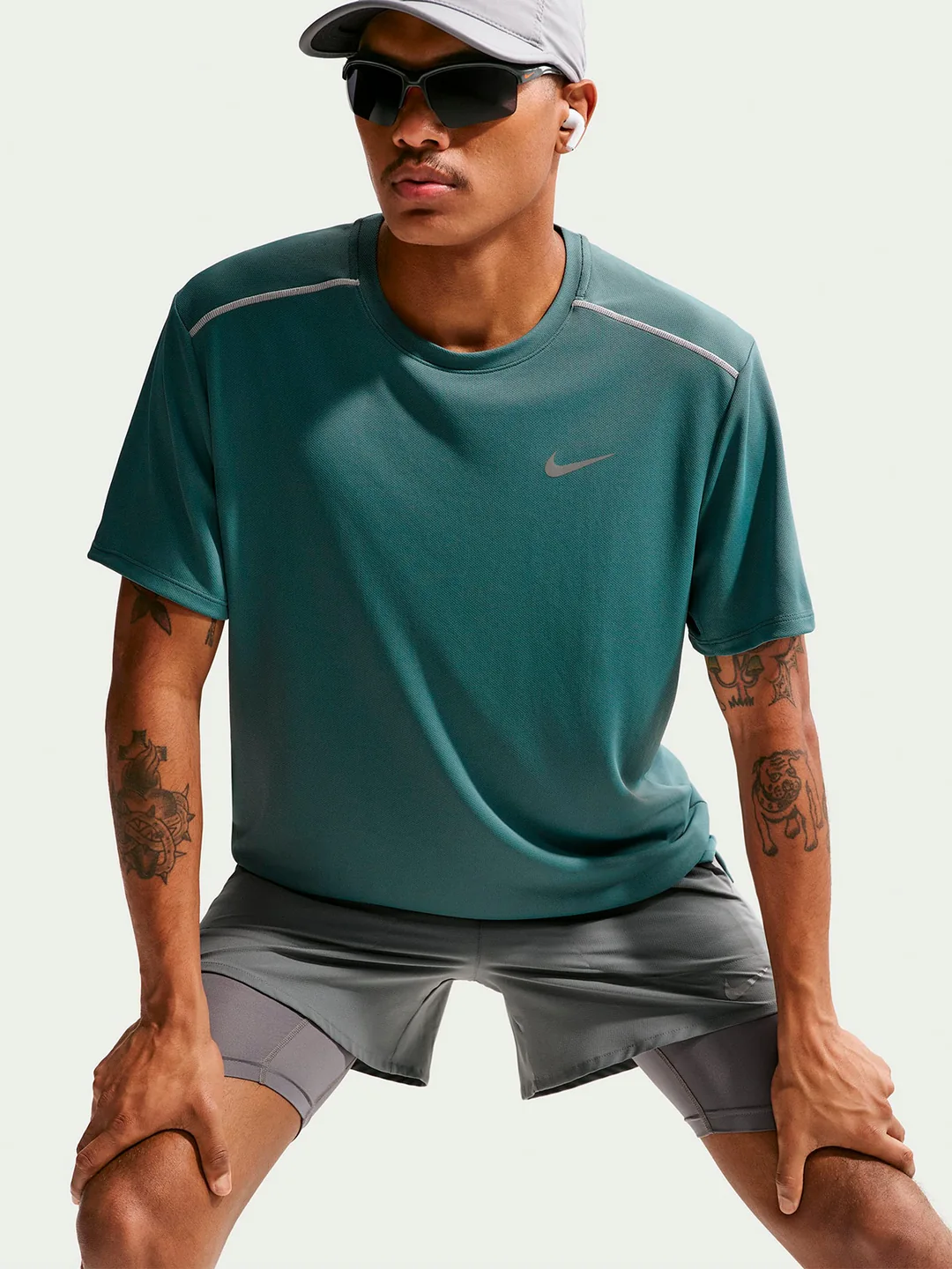 CAMISETA DEPORTIVA HOMBRE NIKE VERDE UV MILER - 3