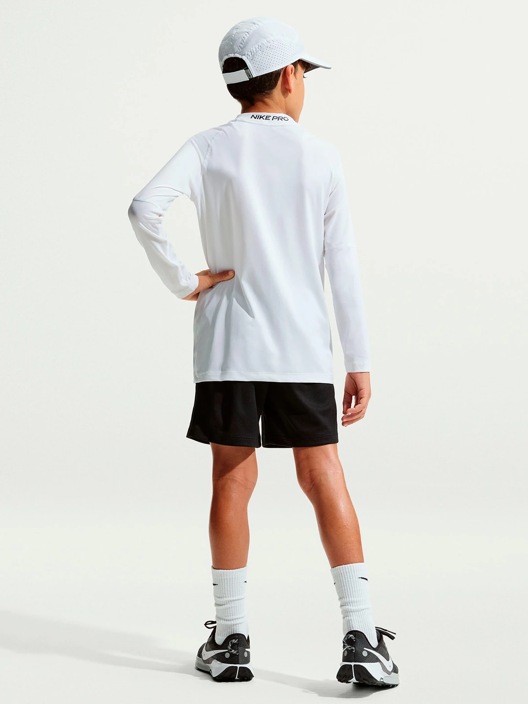 SHORT DEPORTIVO NIÑO NIKE NEGRO MULTI - 2
