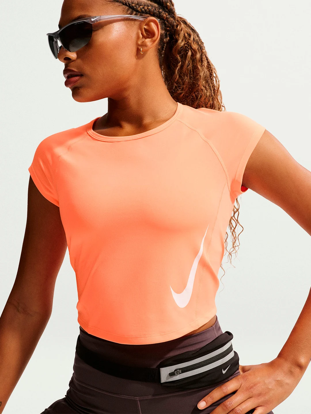 CAMISETA DEPORTIVA MUJER NIKE NARANJA SWOOSH RUN - 4