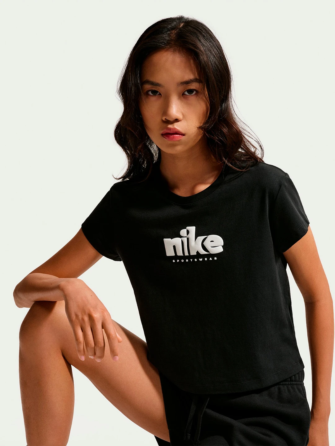CAMISETA DEPORTIVA MUJER NIKE NEGRO CLUB - 1