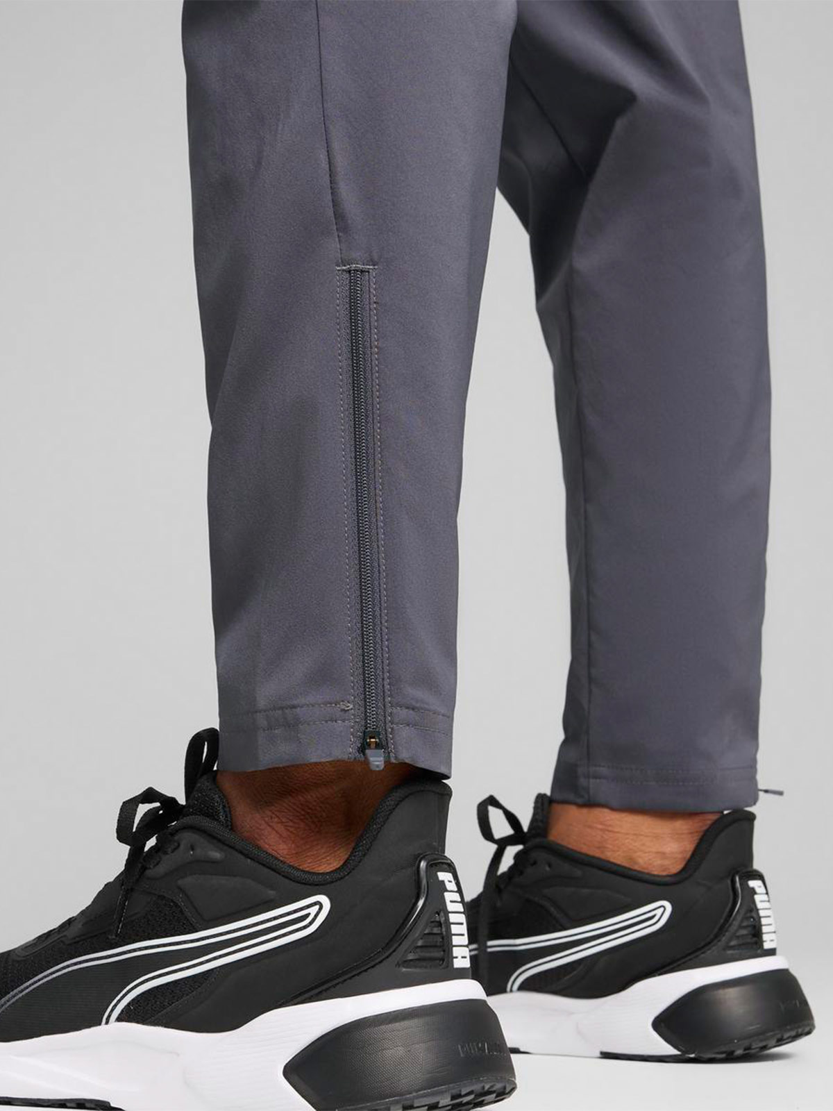 PANTALÓN BUZO HOMBRE PUMA GRIS WOVEN - 4