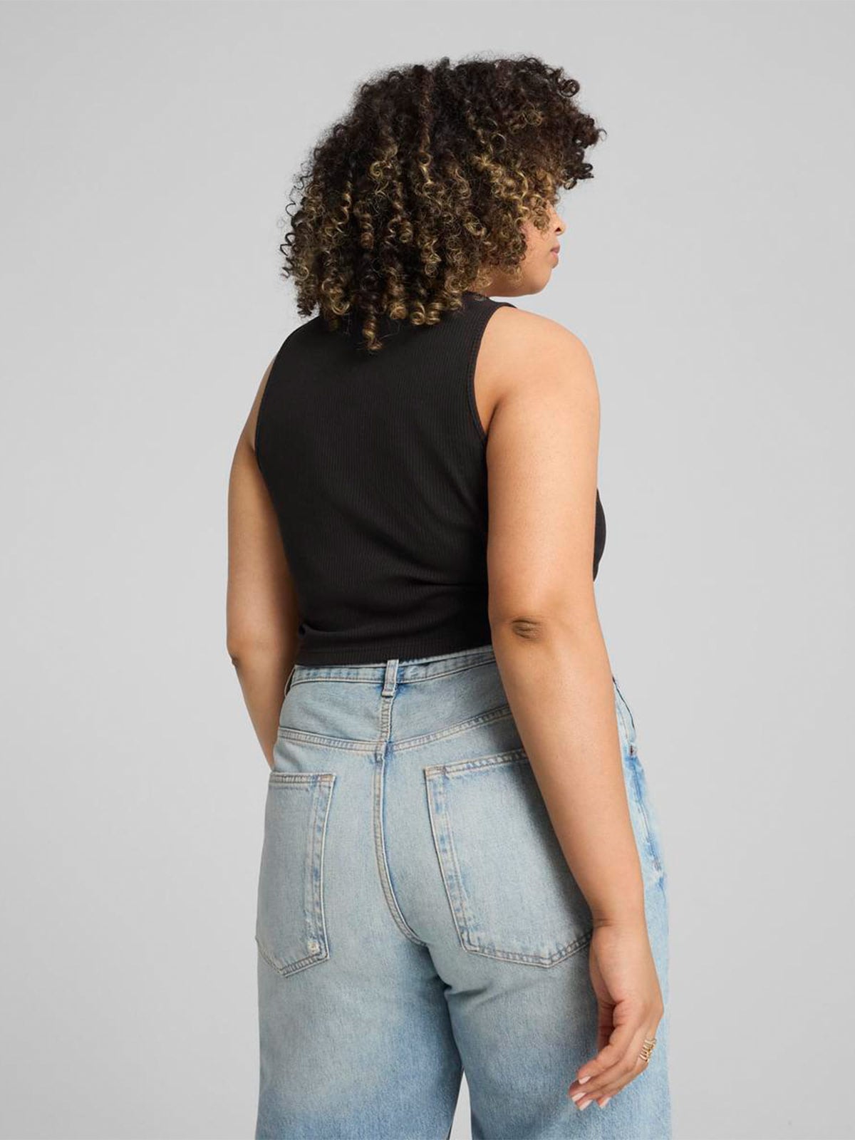 POLO CROP TOP MUJER PUMA NEGRO RIBBED - 4