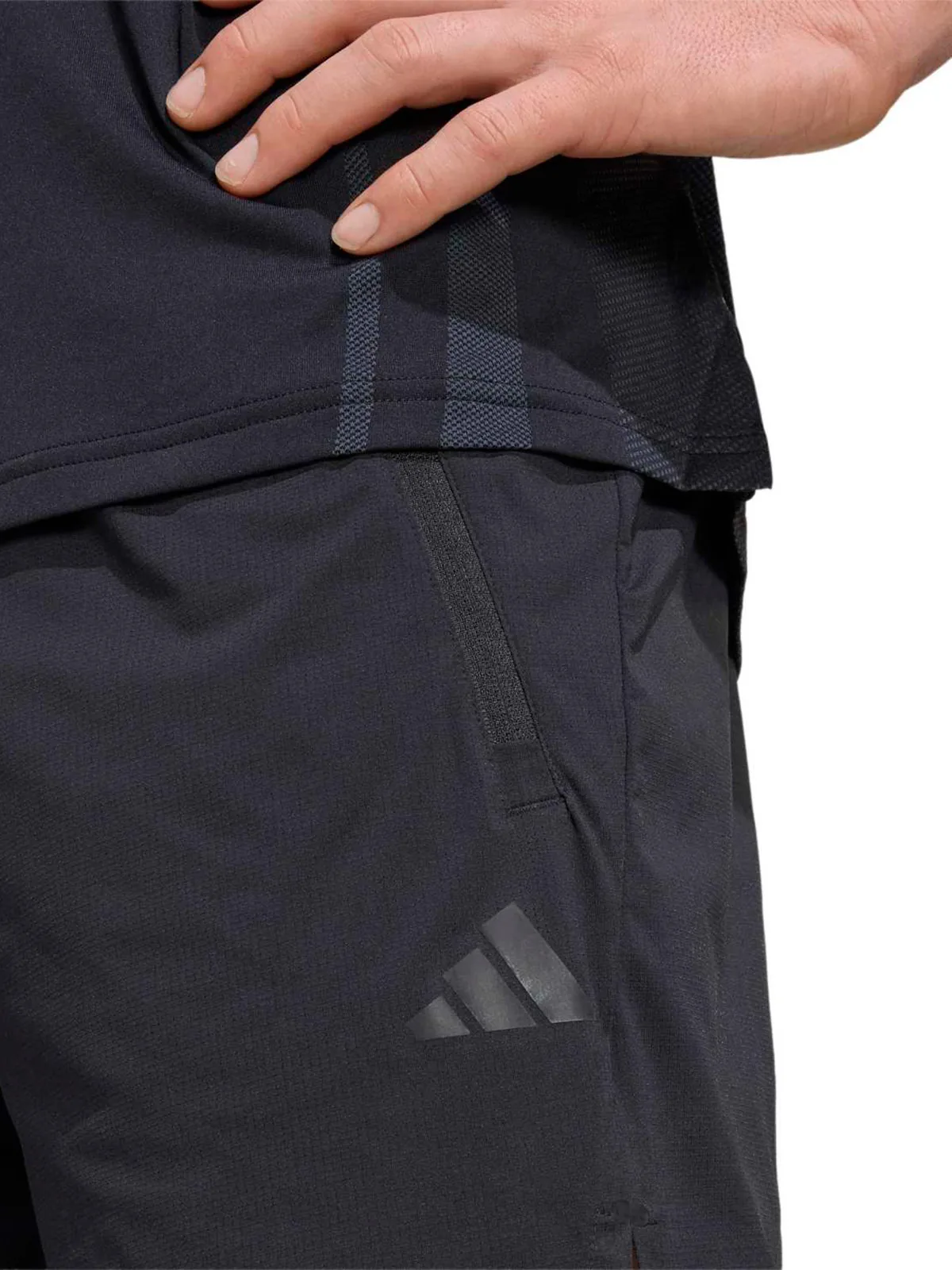 SHORT ENTRENAMIENTO HOMBRE ADIDAS NEGRO TECH INTENSITY - 4