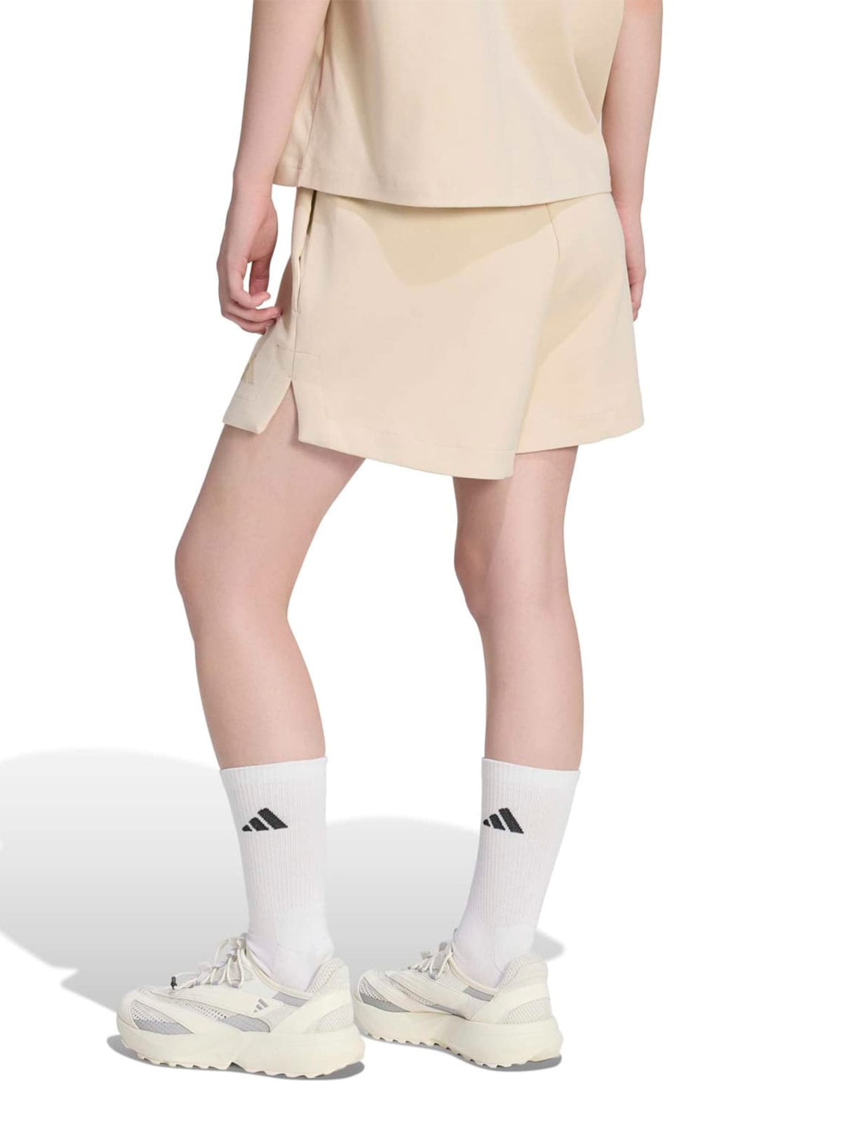 SHORTS HOLGADOS HOMBREA ADIDAS BEIGE SOFT LUX - 2