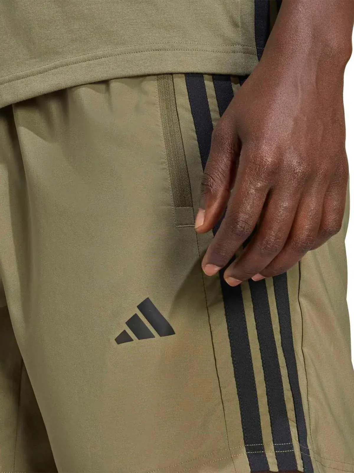 SHORT HOMBRE ADIDAS WORKOUT ESSENTIALS BASE 3 TIRAS - 5