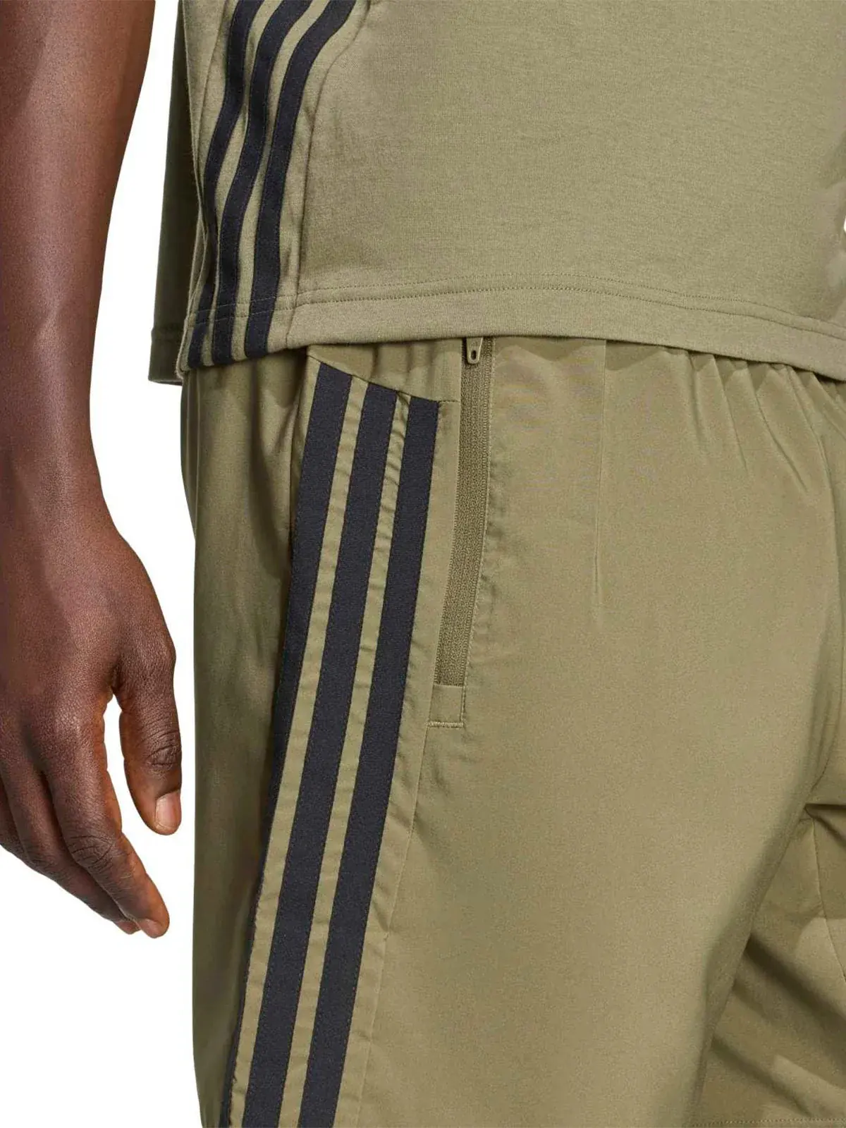 SHORT HOMBRE ADIDAS WORKOUT ESSENTIALS BASE 3 TIRAS - 4