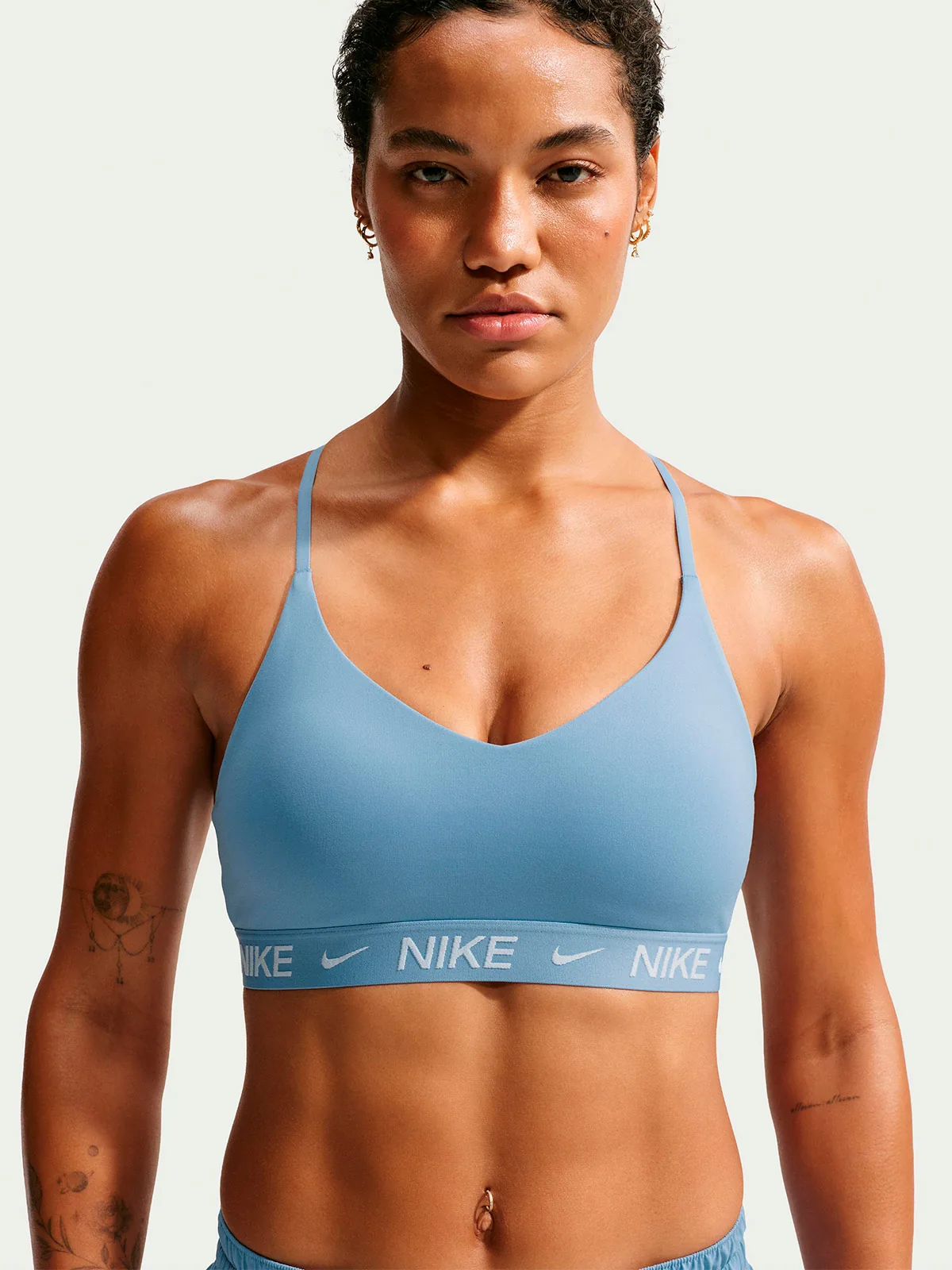 TOP DEPORTIVO MUJER NIKE ACERO - 1