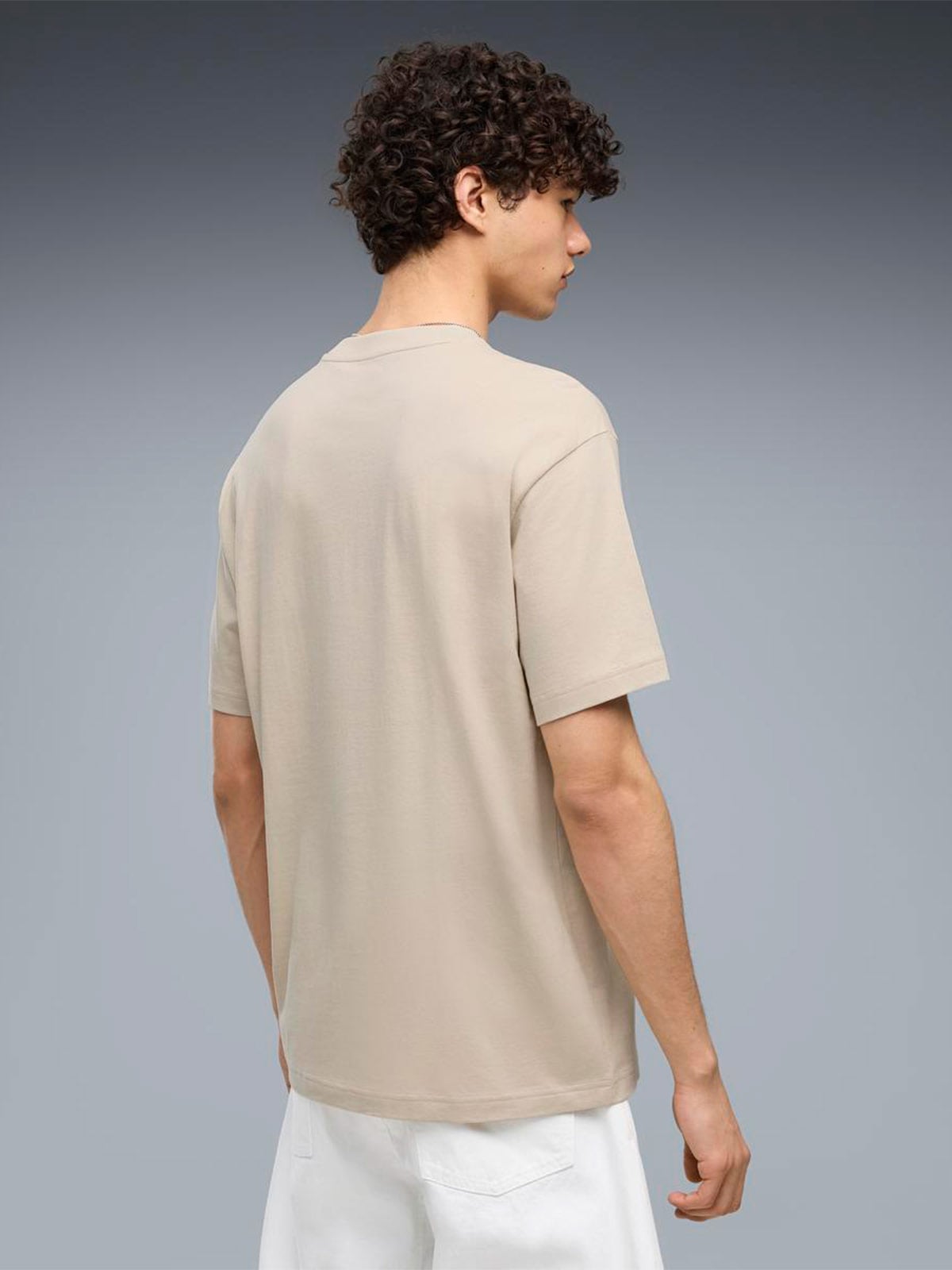 POLO HOMBRE PUMA BEIGE RELAXED GRAPHIC - 3