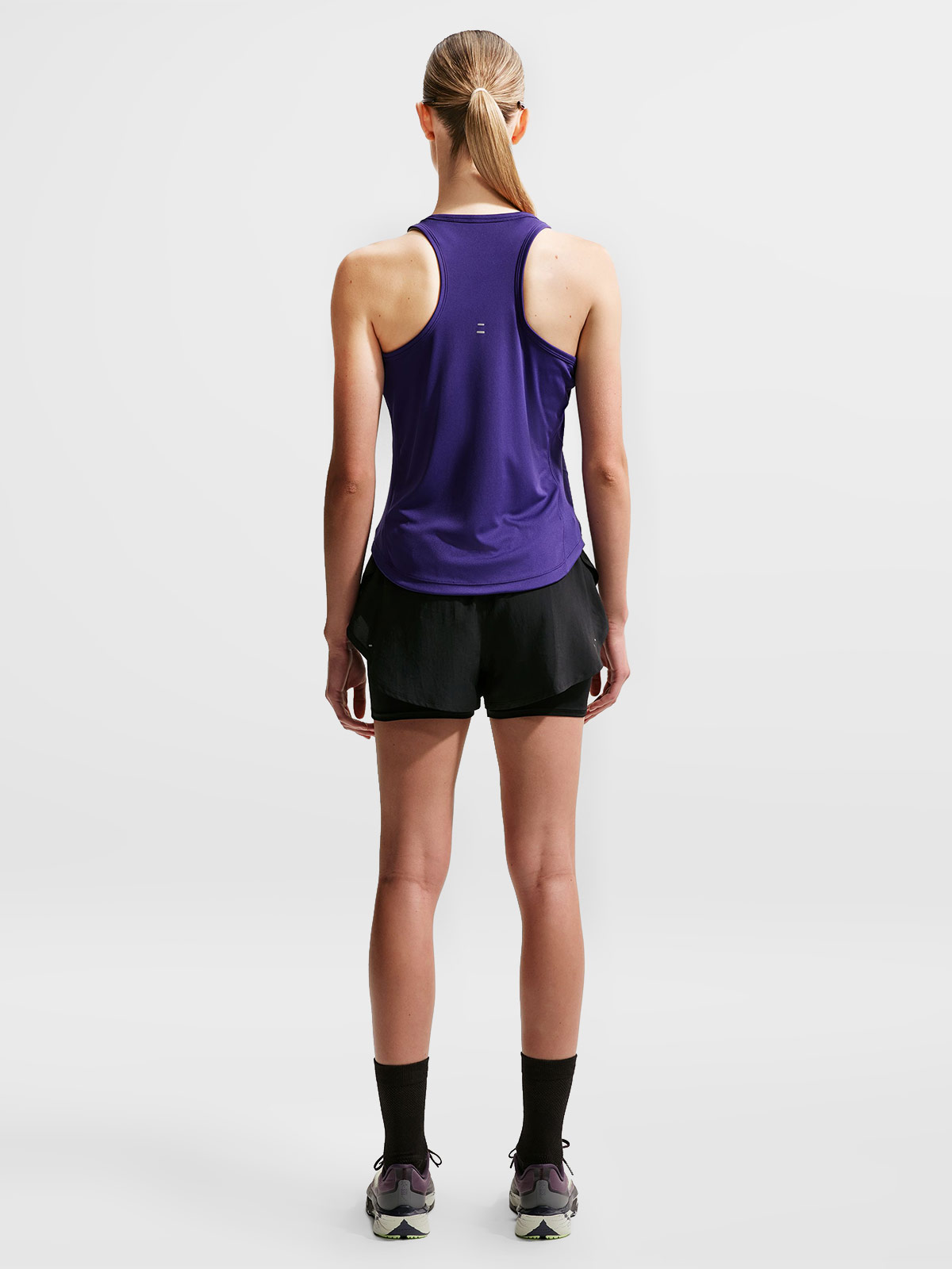 SHORT RUNNING MUJER NIKE FLOW - 5