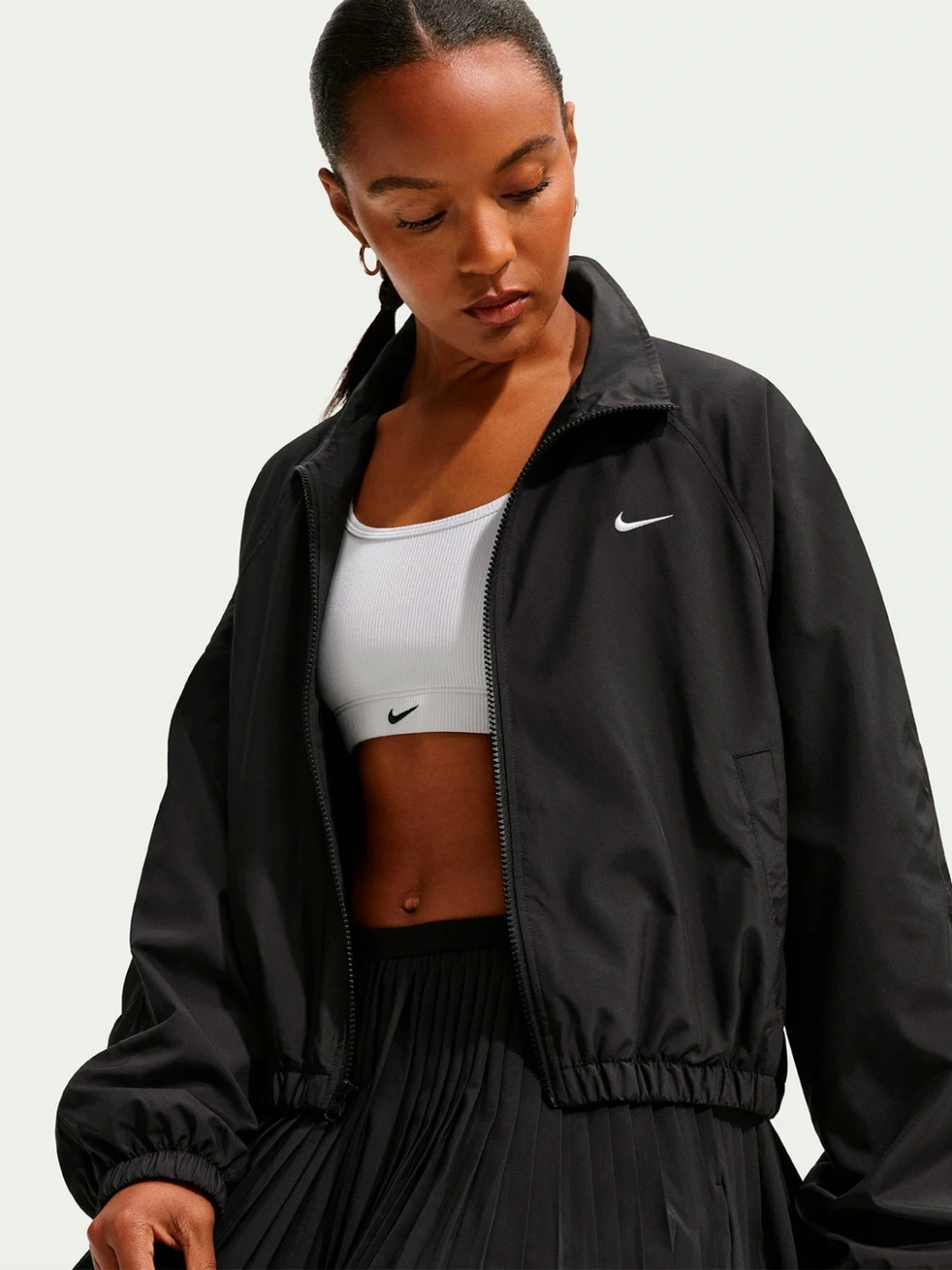 CASACA DEPORTIVA MUJER NIKE NEGRO TRACK - 5