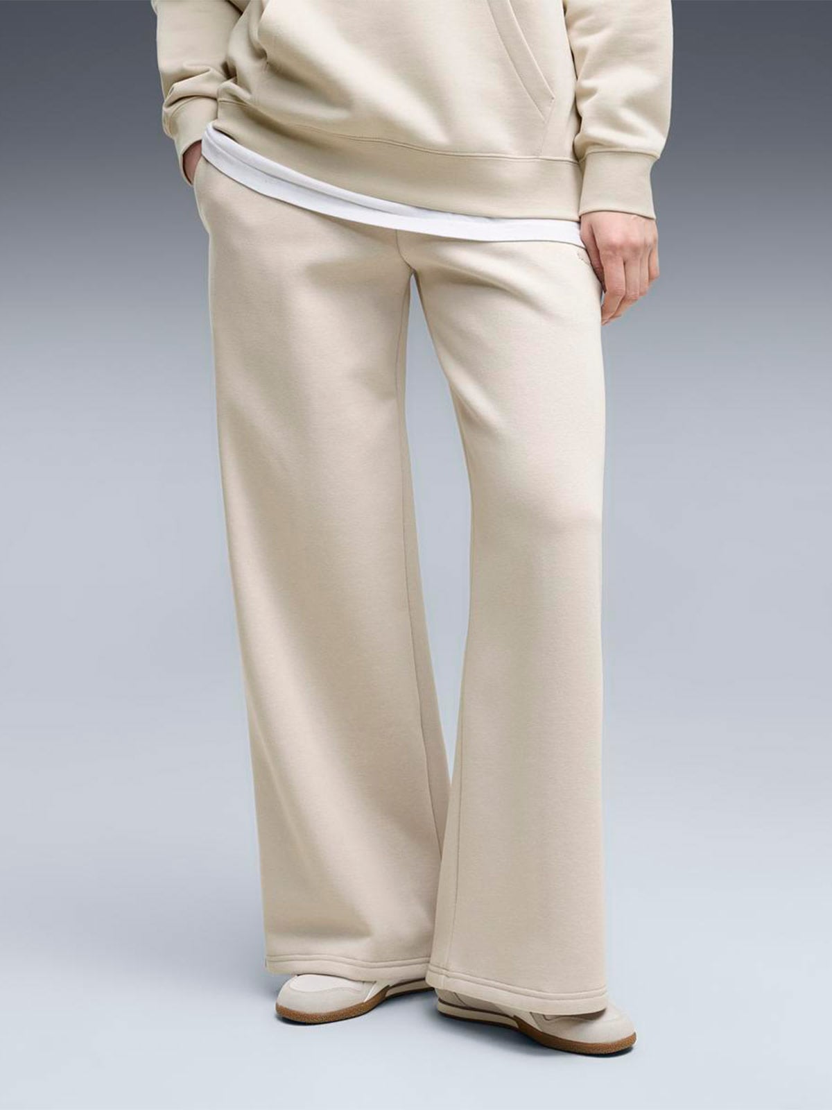 PANTALÓN BUZO ALGODÓN WIDE LEG MUJER PUMA BEIGE COMFORT - 1