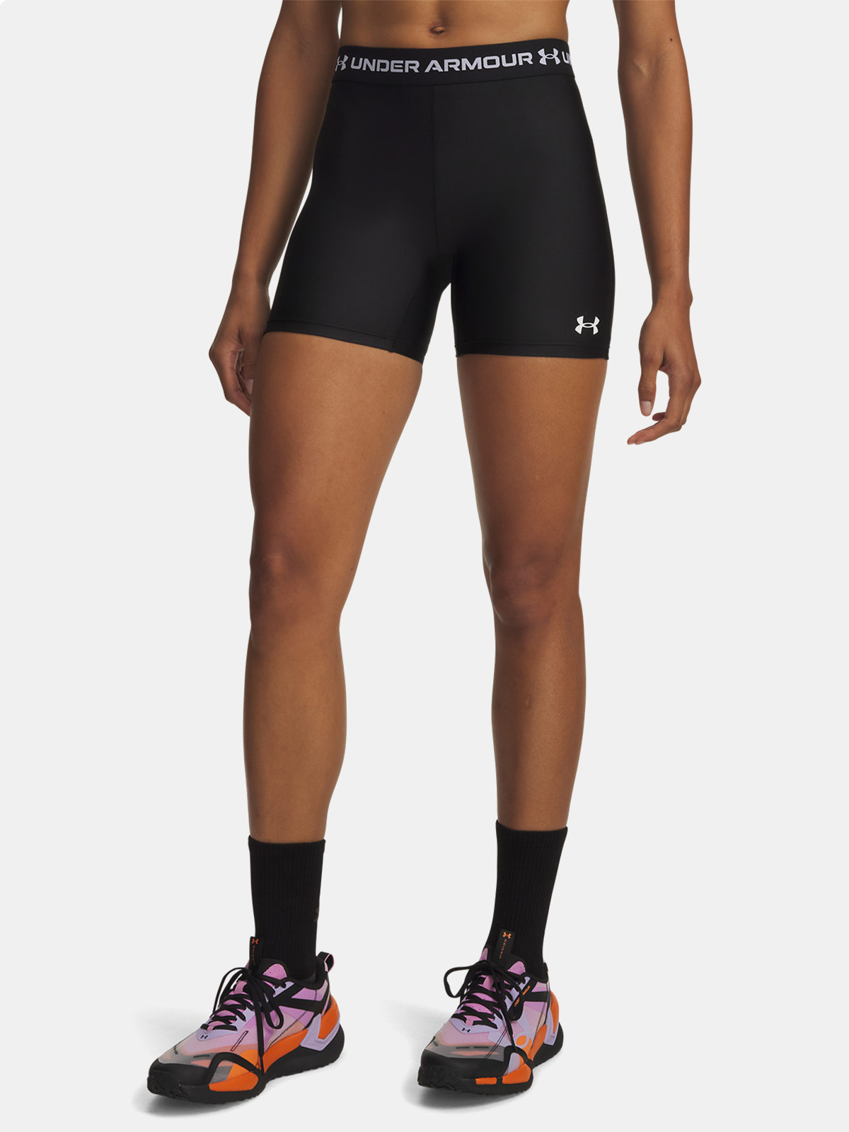SHORT RUNNING MUJER UNDER ARMOUR HEATGEAR MIDDY NEGRO - 2