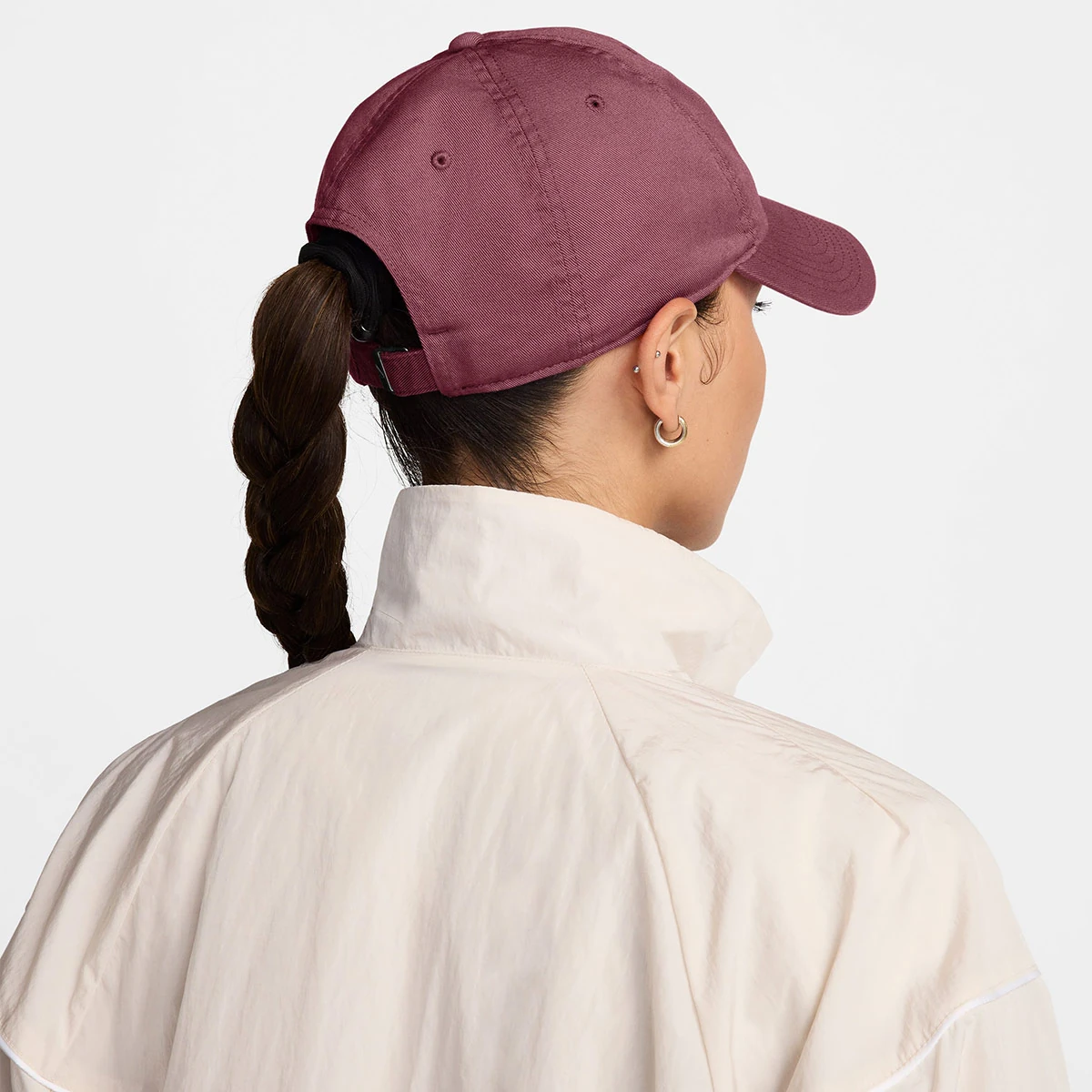 GORRA NIKE CLUB GUINDA - 5