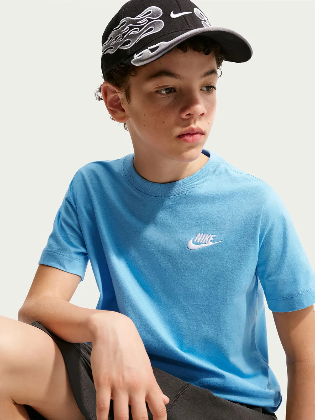 POLO NIÑO NIKE SPORTSWEAR ALGODÓN CELESTE - 2