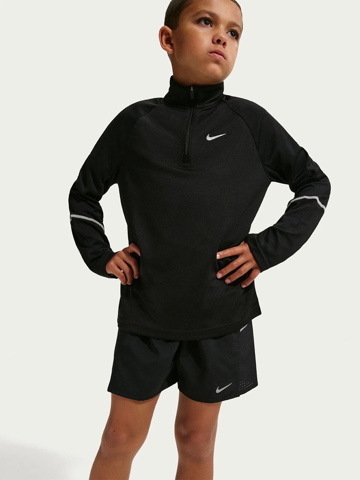 SHORT RUNNING NIÑO NIKE MILER NEGRO - 3