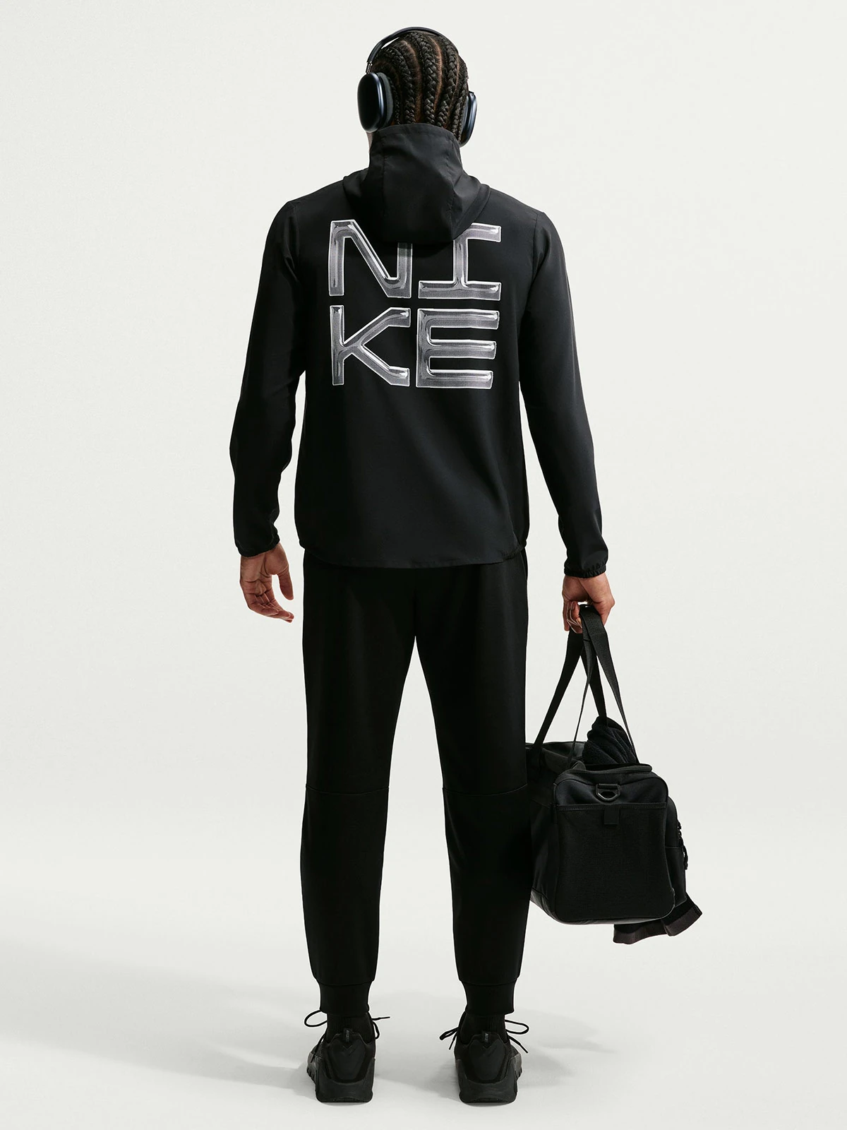 CASACA HOMBRE NIKE FORM NEGRO - 2