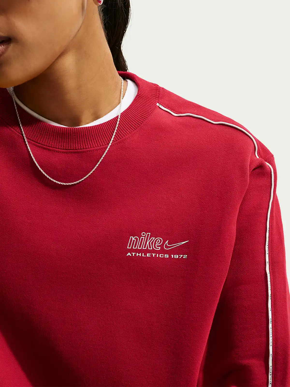 POLERA MUJER NIKE STUDIO FLEECE LIGHTWEIGHT GUINDA - 4