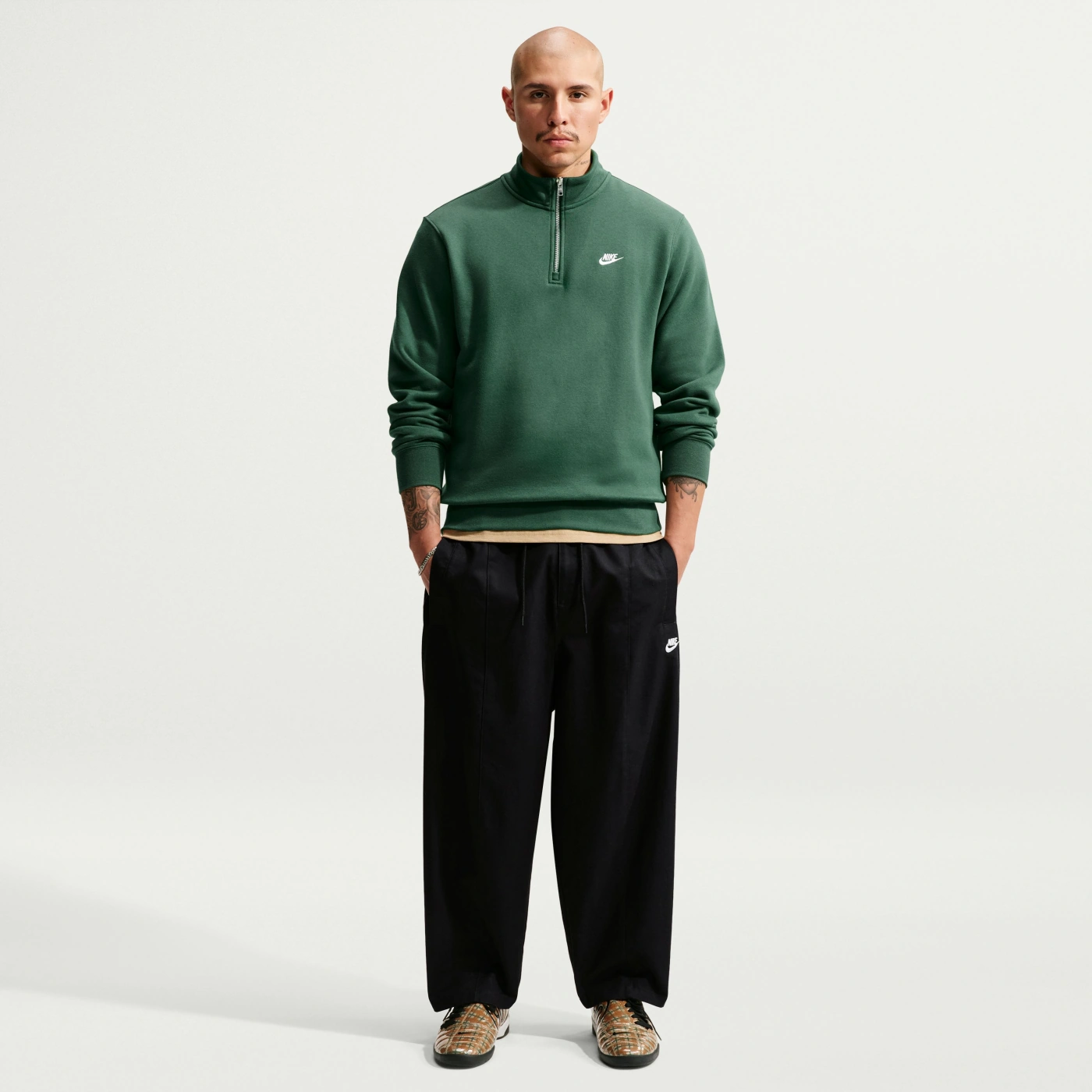 POLERA HOMBRE NIKE SPORTSWEAR CLUB VERDE - 3