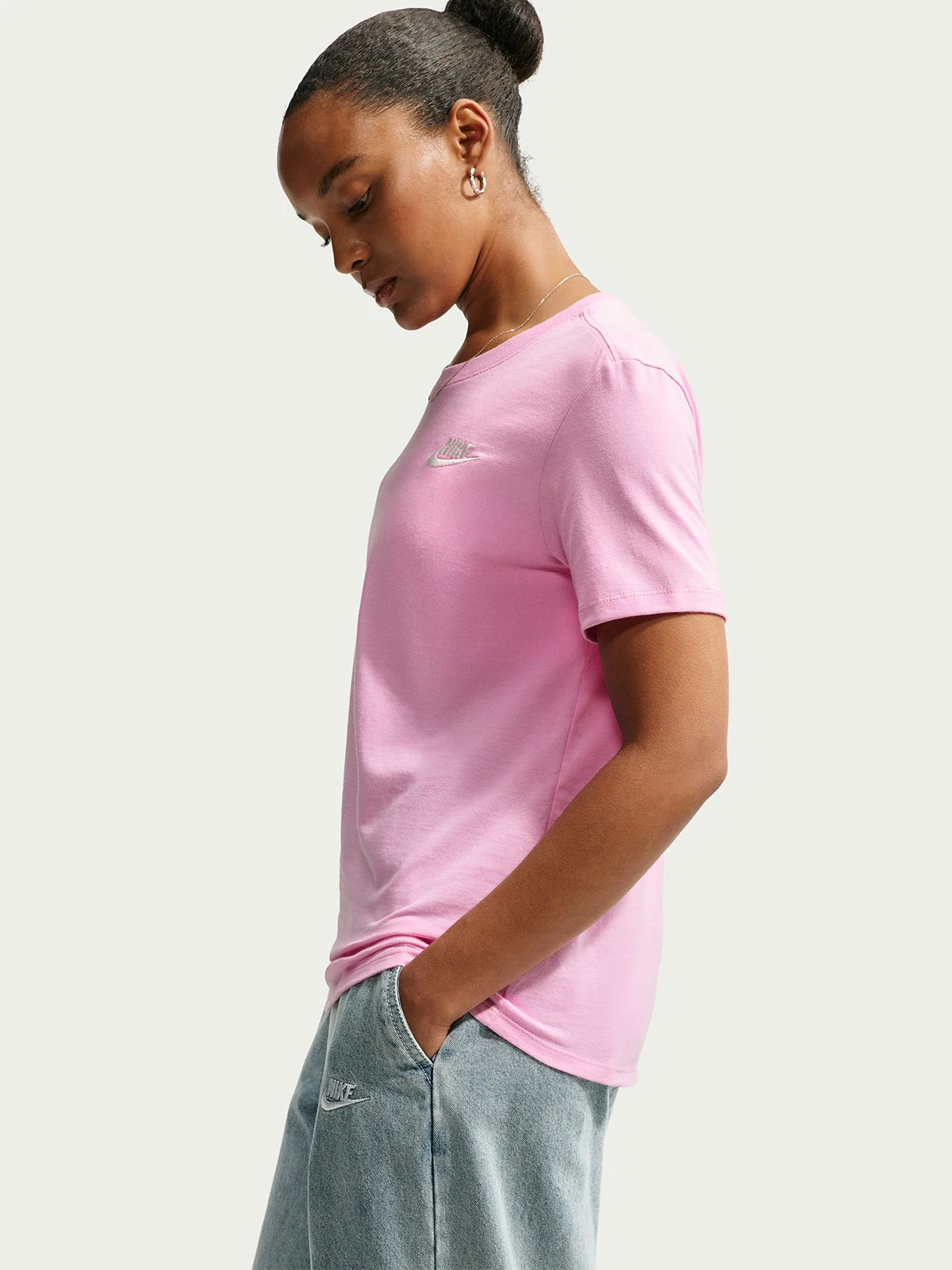 POLO MUJER NIKE SPORTSWEAR CLUB ESSENTIALS ALGODÓN - 1