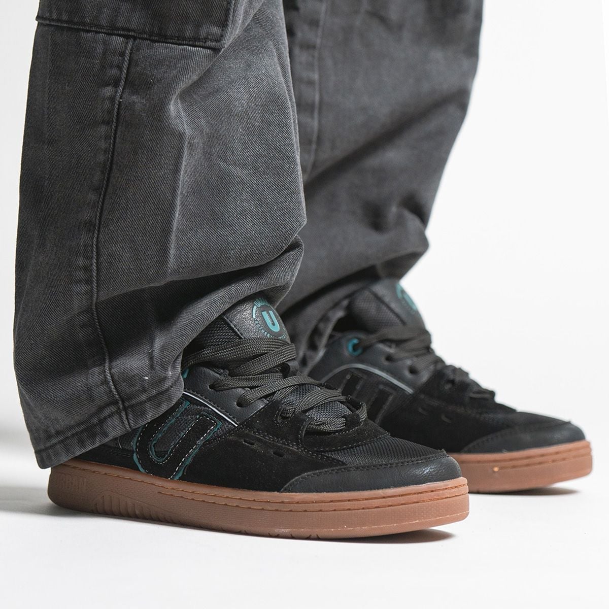 ZAPATILLAS HOMBRE URBAN AUTHENTIC UH335 - 2