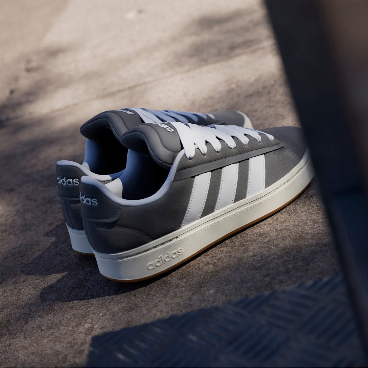 ZAPATILLAS  URBANAS HOMBRE ADIDAS GRAND COURT ALPHA 00s - 5