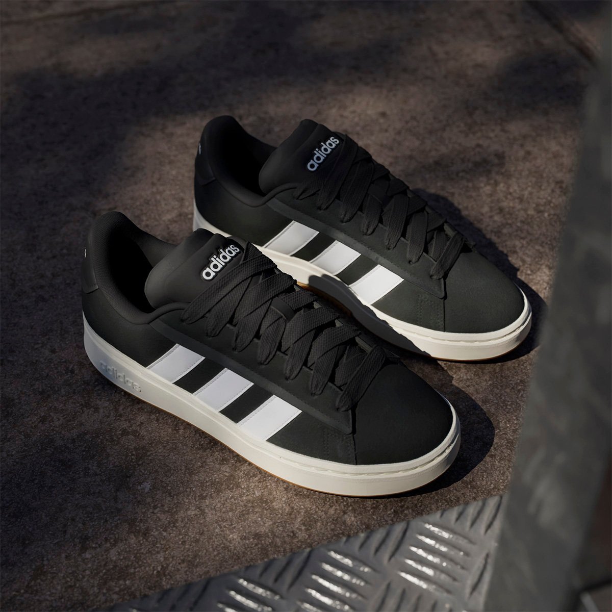 ZAPATILLAS URBANAS HOMBRE ADIDAS GRAND COURT ALPHA 00s - 2