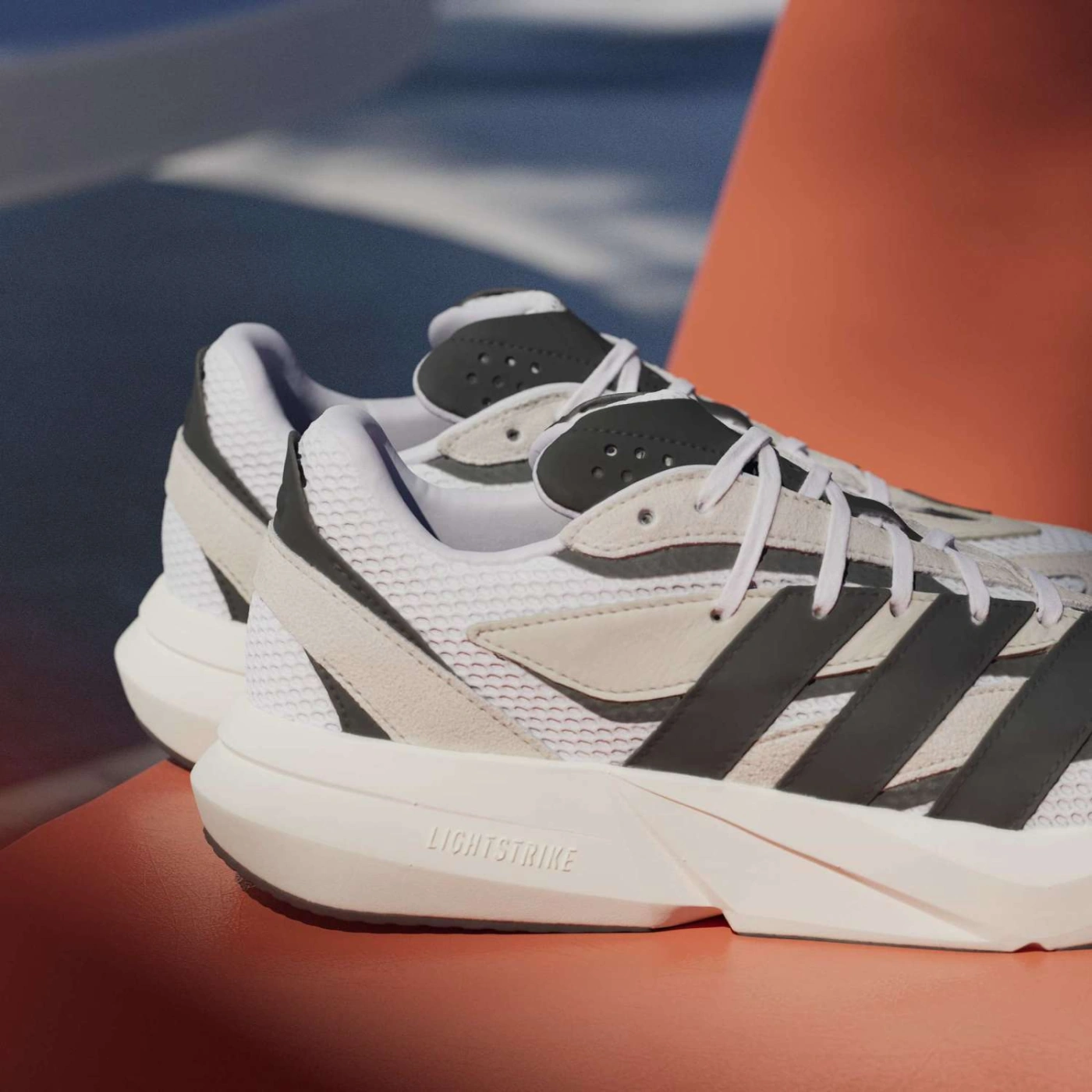 ZAPATILLAS  URBANAS HOMBRE ADIDAS LIGHTBLAZE - 7