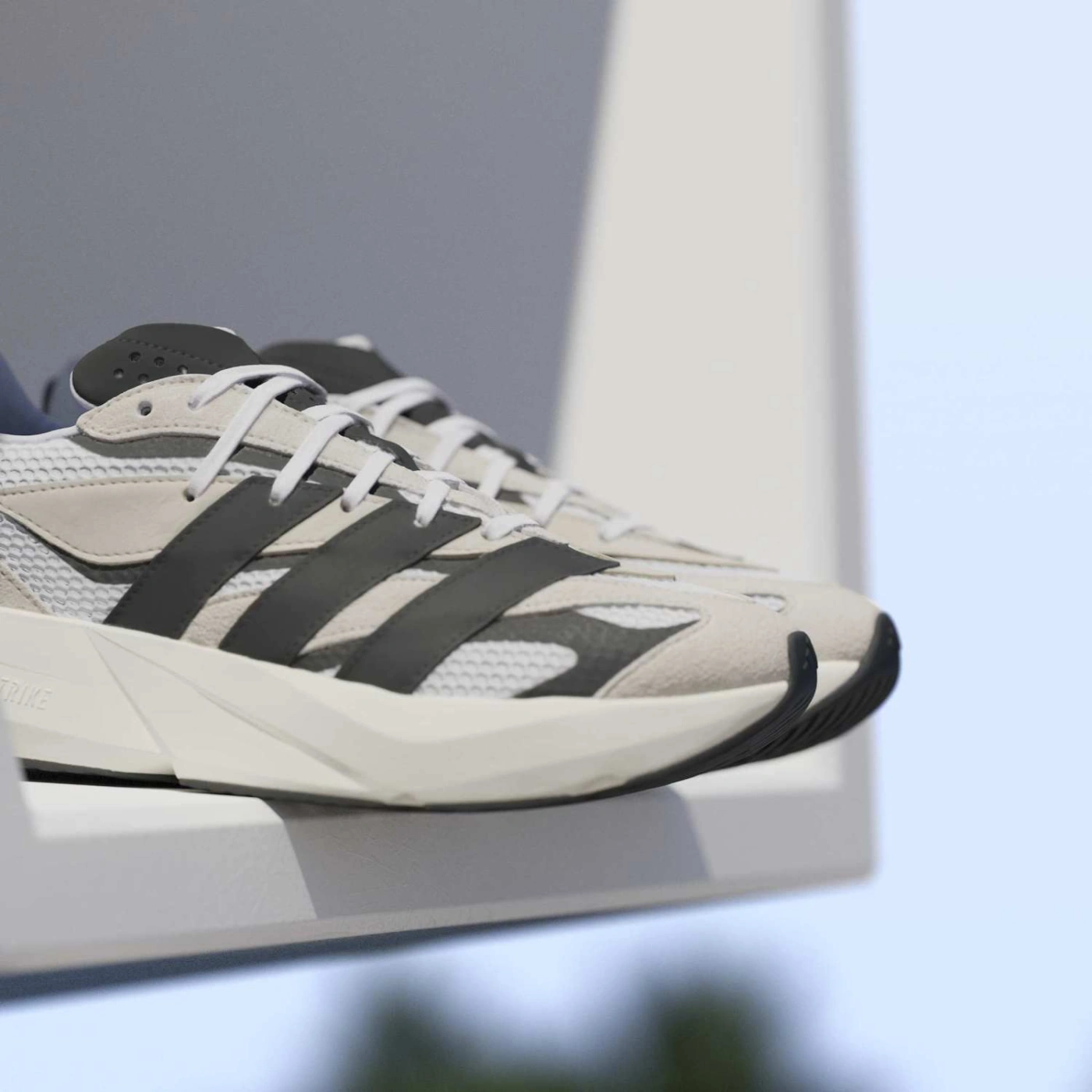 ZAPATILLAS  URBANAS HOMBRE ADIDAS LIGHTBLAZE - 8