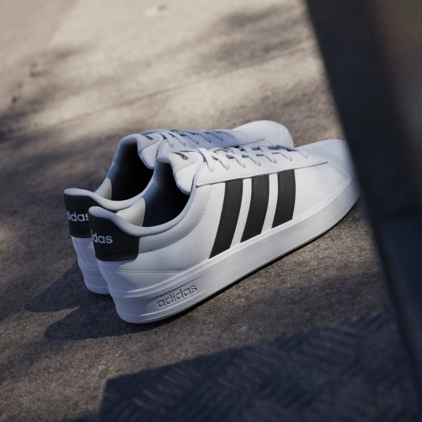 ZAPATILLAS URBANAS HOMBRE ADIDAS GRAND COURT 3.0 - 4