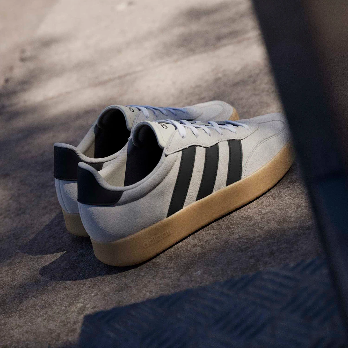 ZAPATILLAS HOMBRE ADIDAS URBANAS BARREDA CUERO - 4