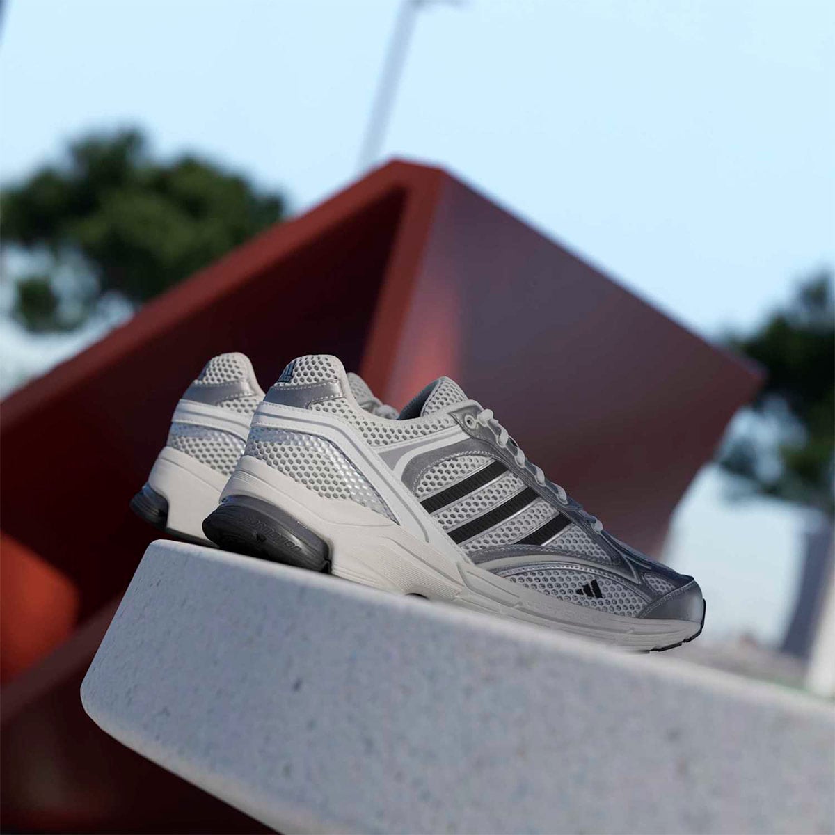 ZAPATILLAS HOMBRE ADIDAS URBANAS SPIRITAIN 2000 - 7