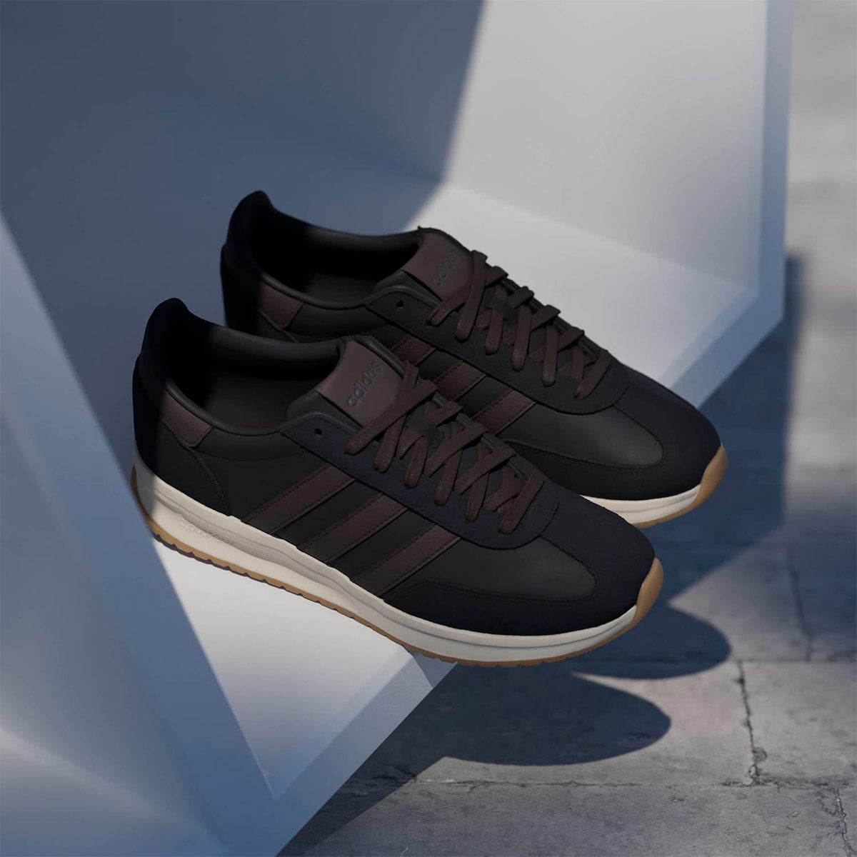 ZAPATILLAS HOMBRE ADIDAS URBANAS RUN 76/26 CUERO - 3