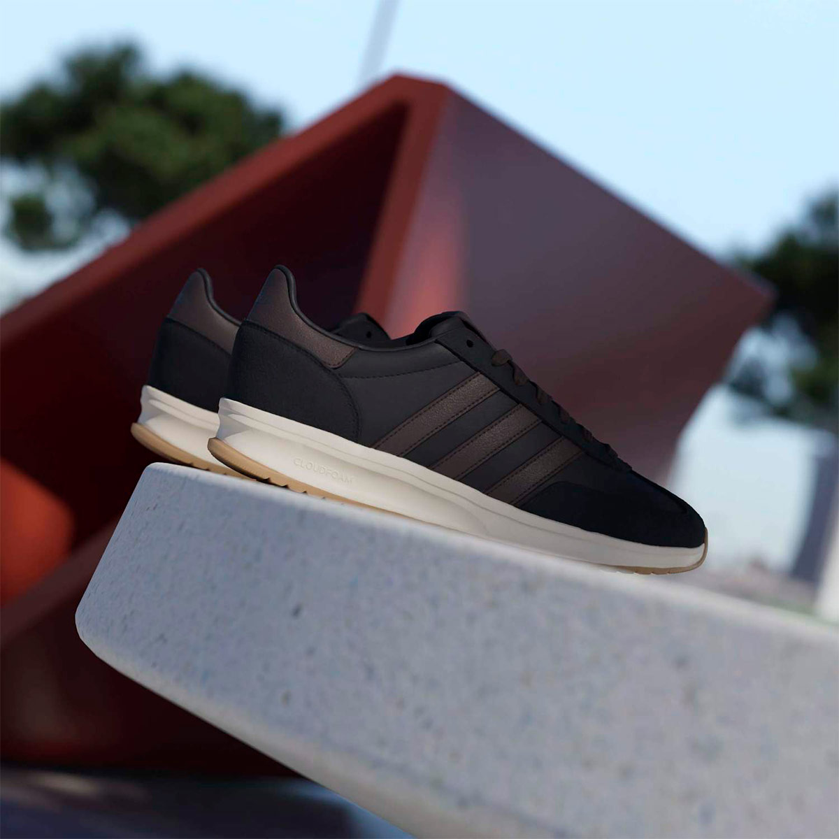 ZAPATILLAS HOMBRE ADIDAS URBANAS RUN 76/26 CUERO - 8