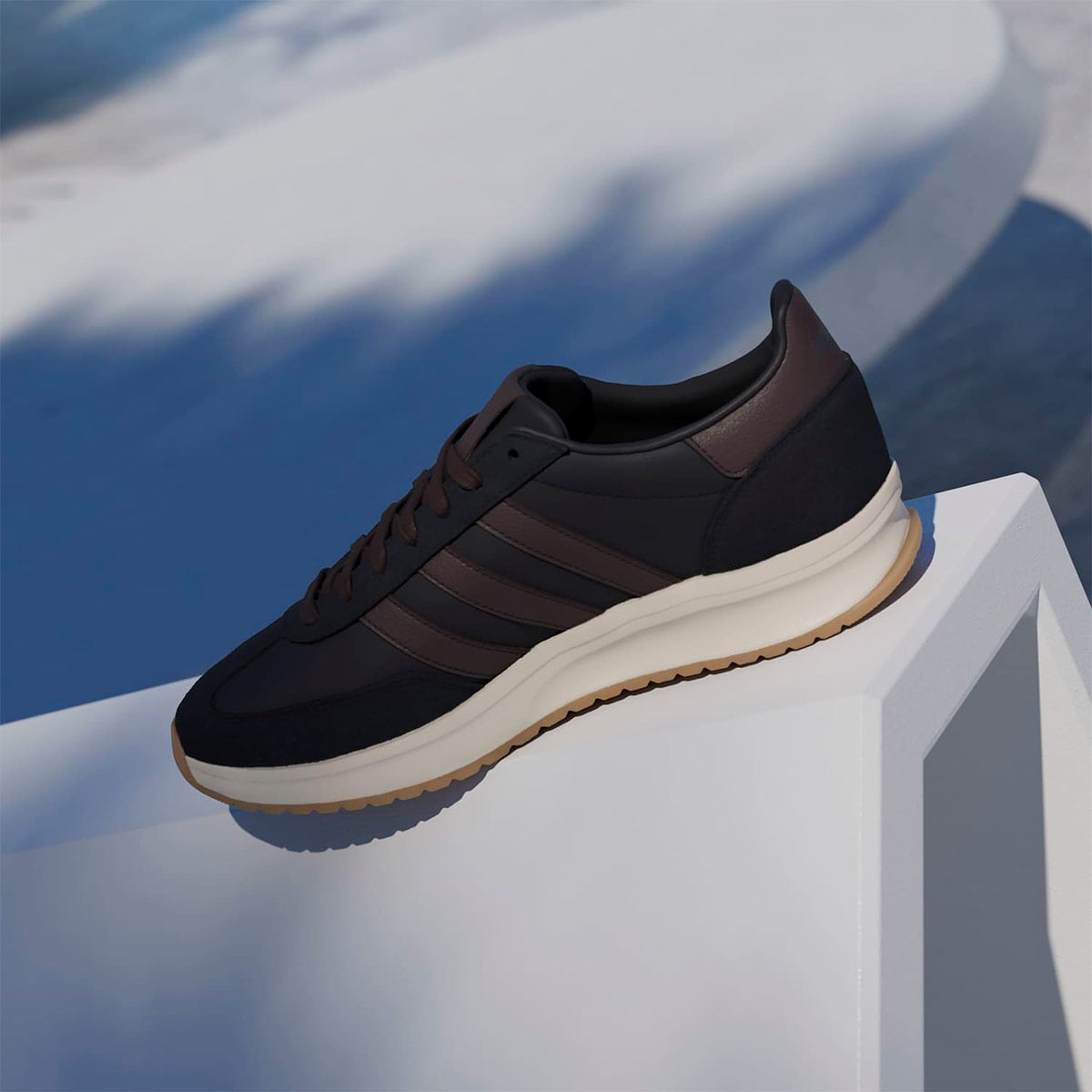 ZAPATILLAS HOMBRE ADIDAS URBANAS RUN 76/26 CUERO - 2