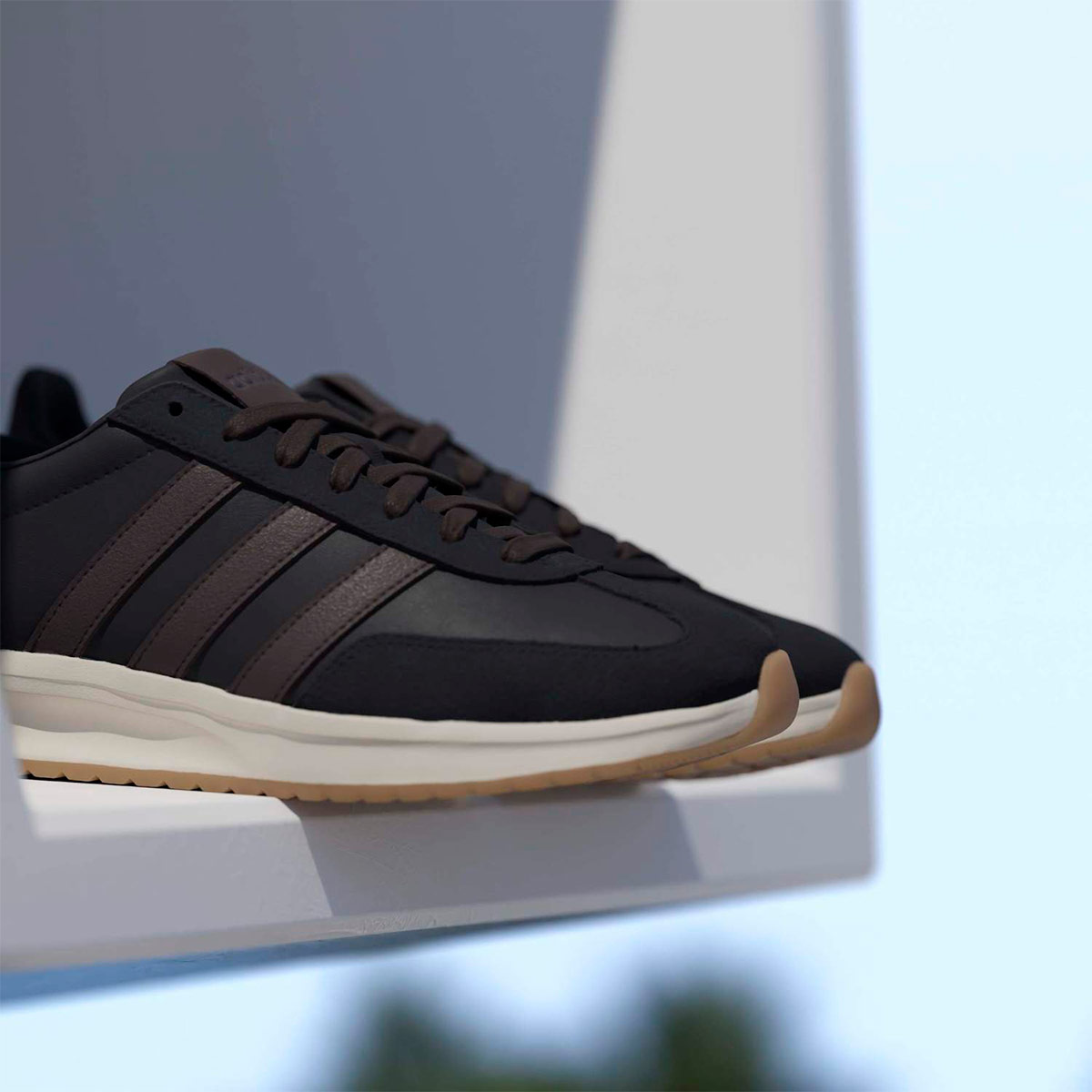 ZAPATILLAS HOMBRE ADIDAS URBANAS RUN 76/26 CUERO - 5