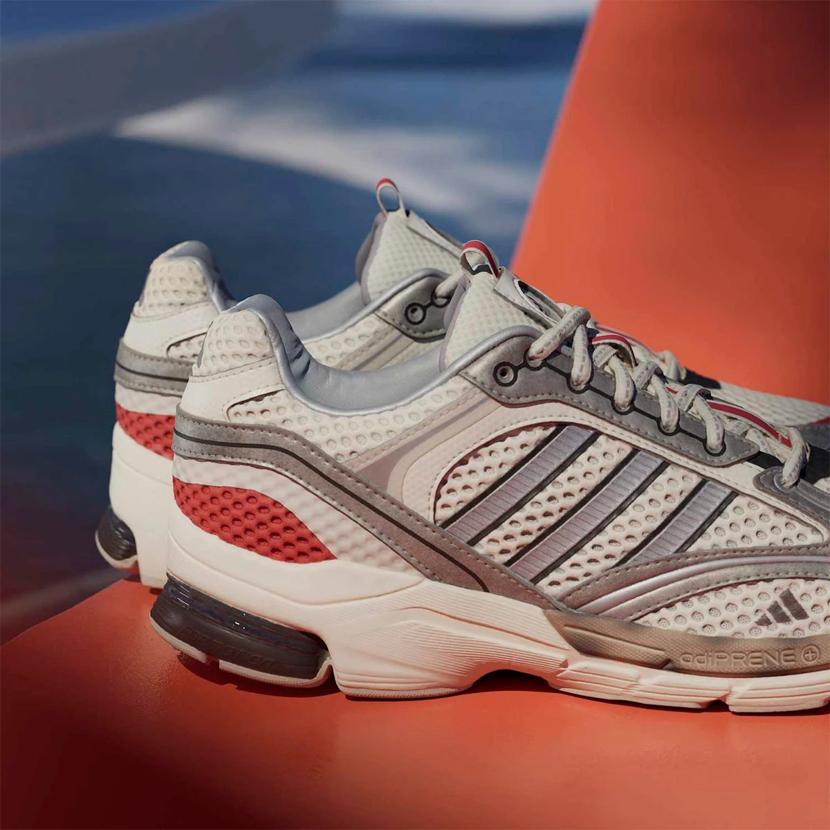ZAPATILLAS HOMBRE ADIDAS URBANAS SPIRITAIN 2000  - 4