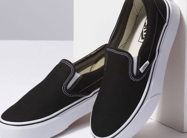 ZAPATILLAS MUJER VANS URBANAS NEGRO SLIP ON PLATFORM - 4