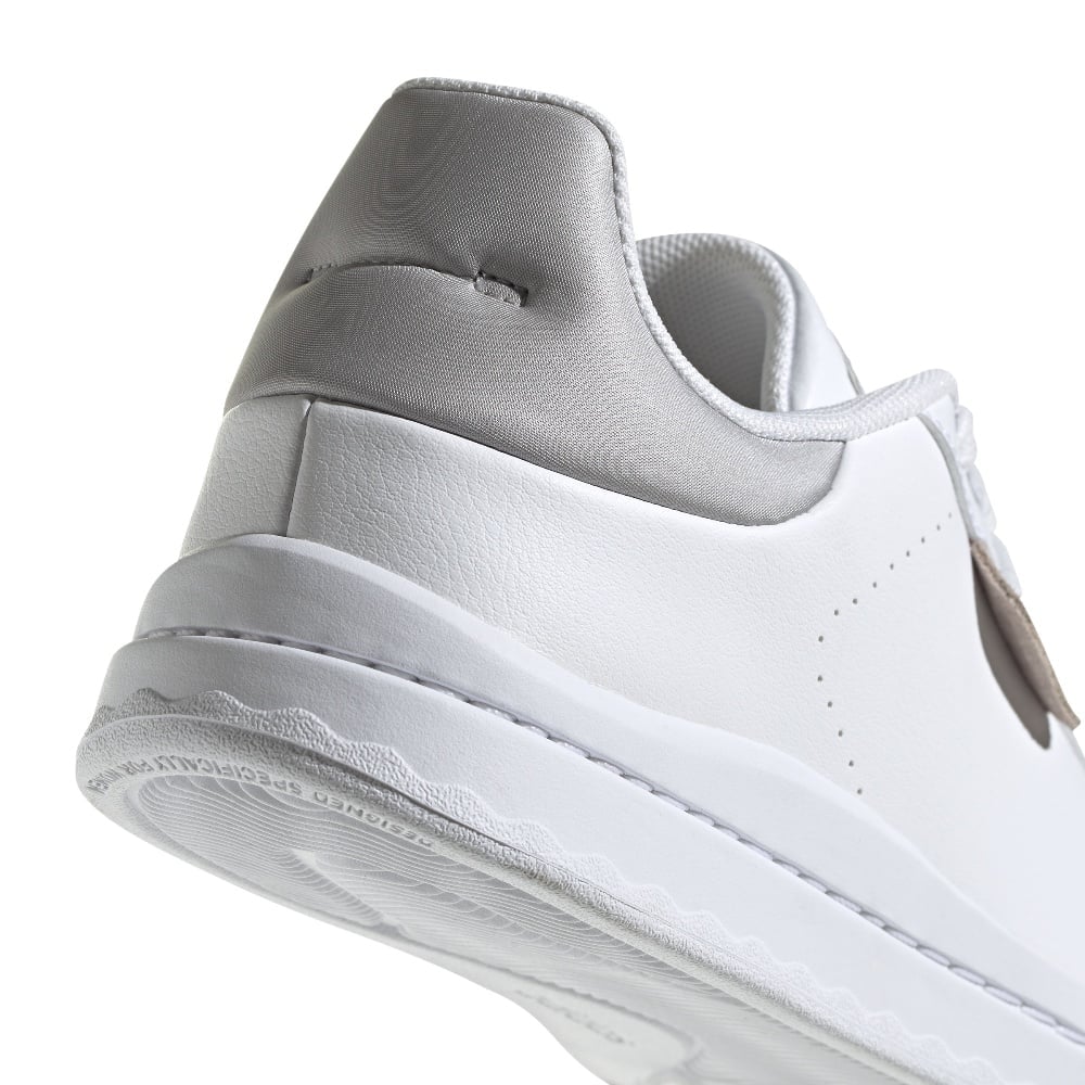 Ripley - ZAPATILLAS MUJER ADIDAS URBANAS BLANCO COURT SILK