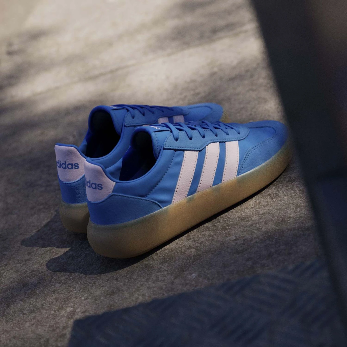 ZAPATILLAS URBANAS MUJER ADIDAS BARREDA DECODE - 4