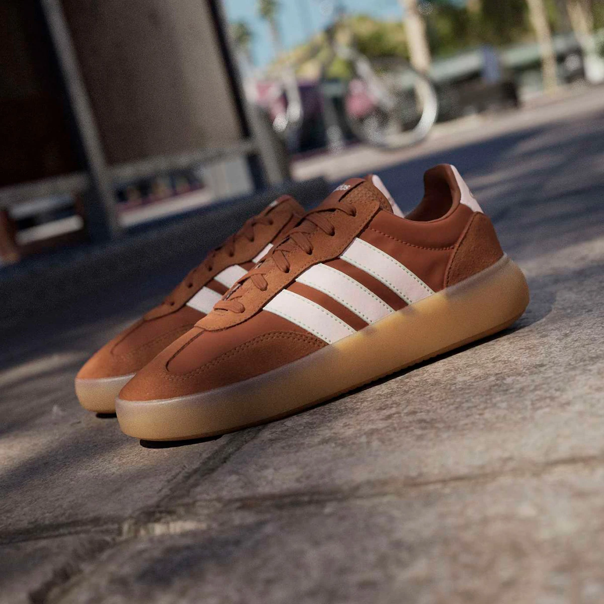 ZAPATILLAS HOMBRE ADIDAS URBANAS MARRÓN IH1443 CUERO - 4