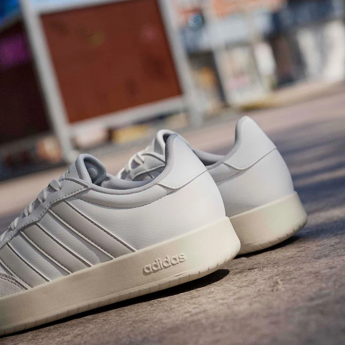 ZAPATILLAS MUJER ADIDAS URBANAS BARREDA - 6