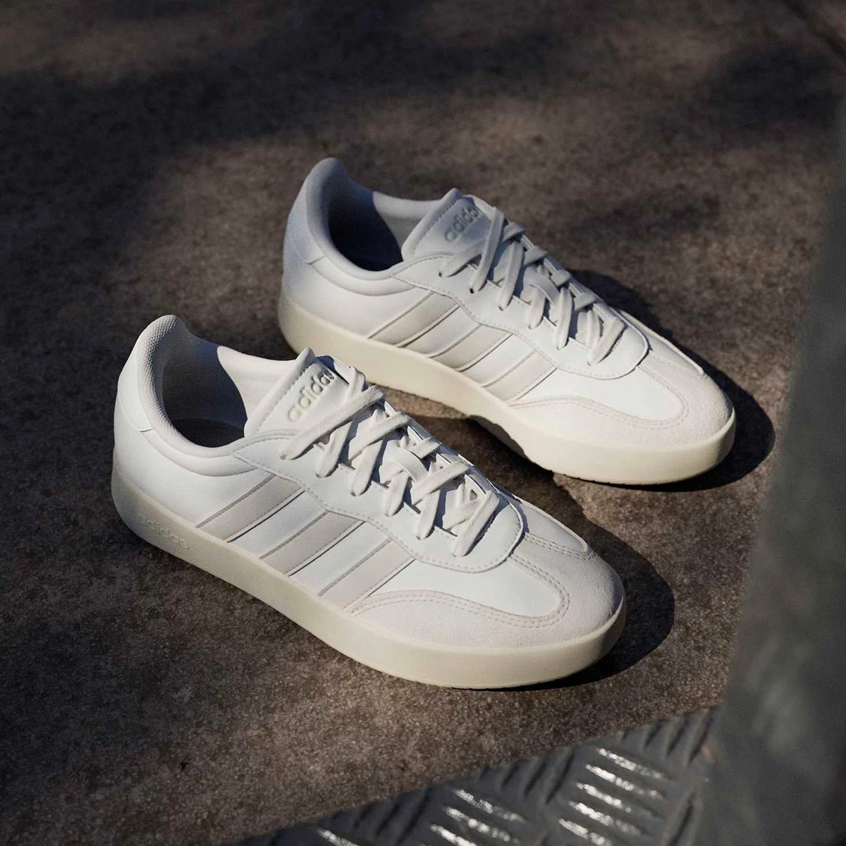 ZAPATILLAS MUJER ADIDAS URBANAS BARREDA - 2