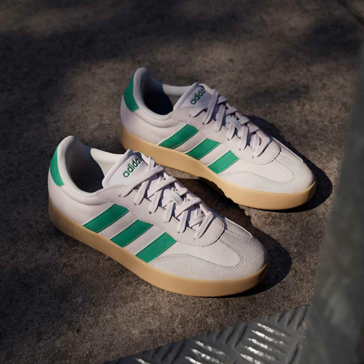 ZAPATILLAS URBANAS MUJER ADIDAS BARREDA - 2