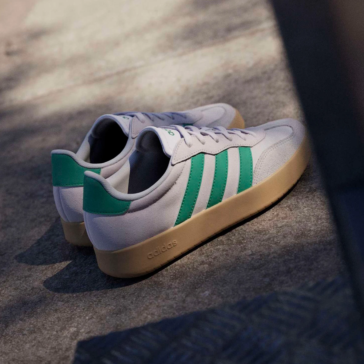 ZAPATILLAS URBANAS MUJER ADIDAS BARREDA - 3