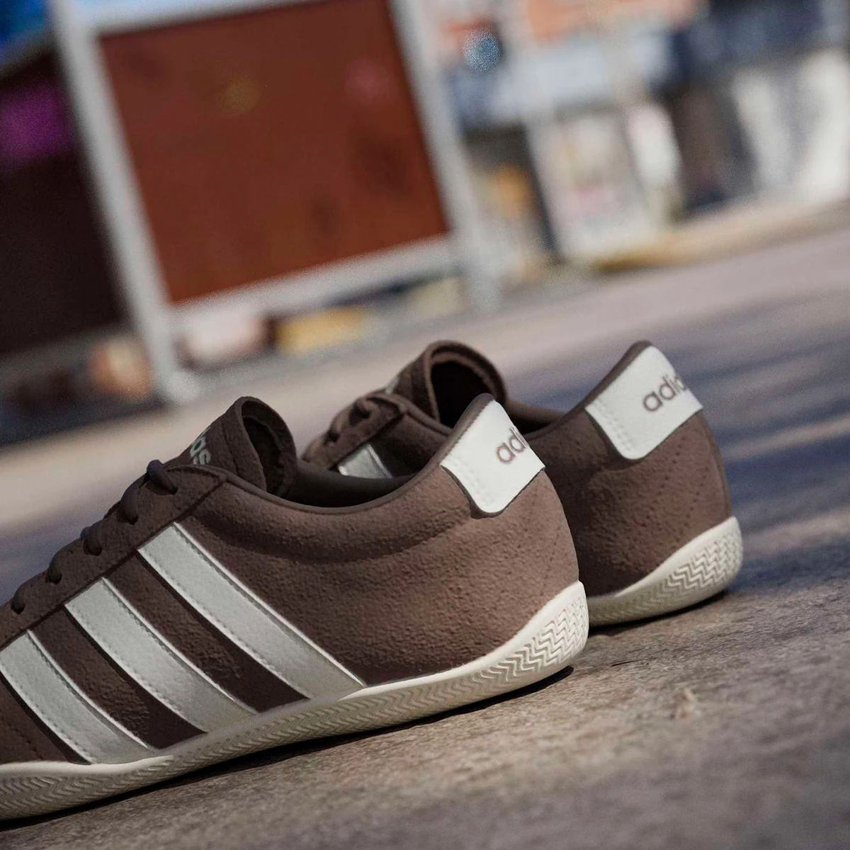 ZAPATILLAS MUJER ADIDAS URBANAS MARRÓN ZAPATILLAS ADIDAS GRAND COURT LO JQ7226 CUERO - 7