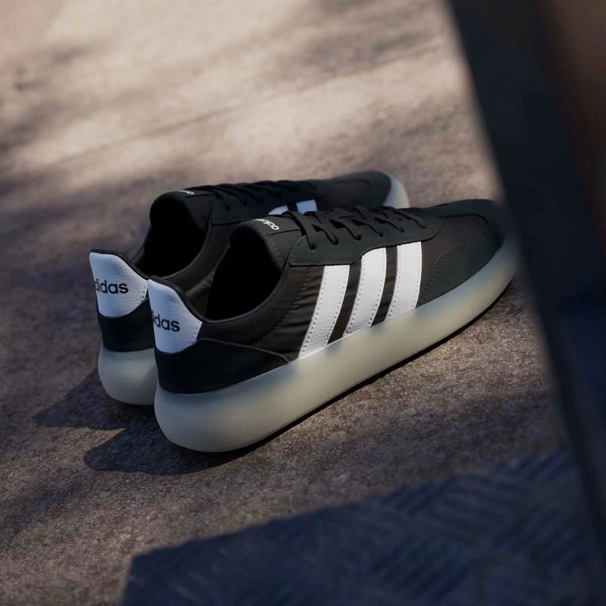 ZAPATILLAS URBANAS MUJER ADIDAS BARREDA DECODE - 4
